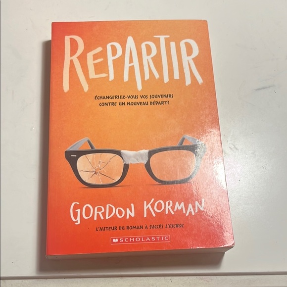 Scholastic Orange and Black 'Repartir' by Gordon Korman - Picture 1 of 2
